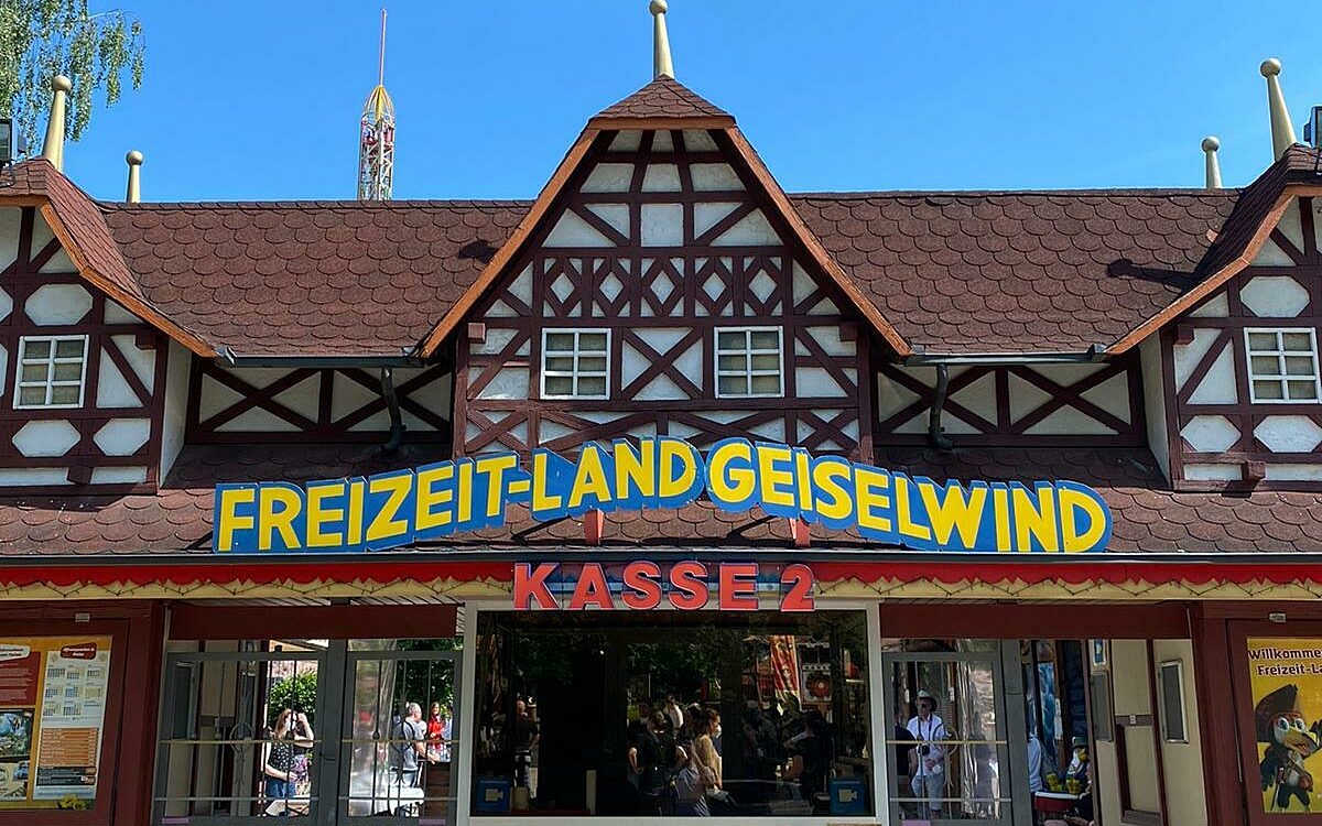 Eingangsbereich Freizeit Land Geiselwind wieder geoeffnet Eingangsbereich Freizeit Land Geiselwind wieder geoeffnet